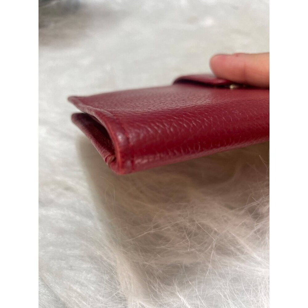 Red Pebbled Leather Wallet With Snap Closure & ID Window - Picture 3 of 5